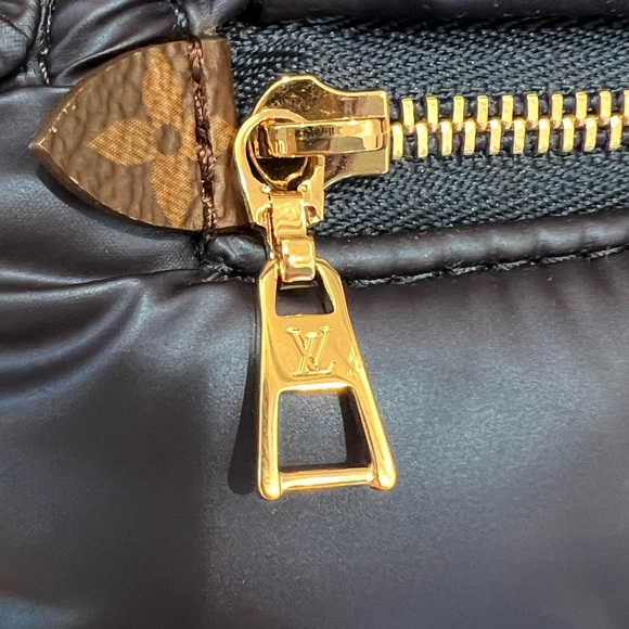 Pillow collection Louis Vuitton Palm Spring Mini Backpack. Blue fabric ➕ canvas - Picture 8 of 8